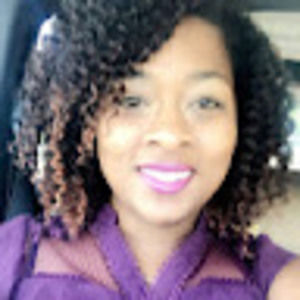 Meet your Posher, Dee lee